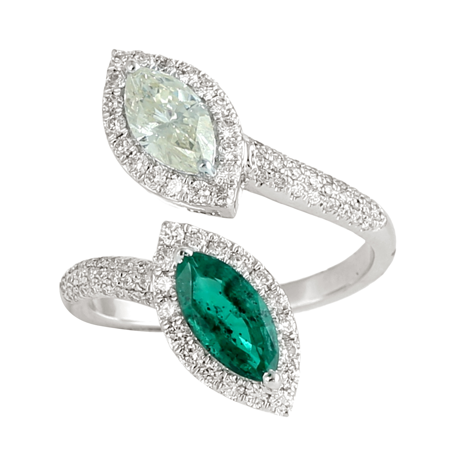 18K White Gold Emerald Diamond Ring